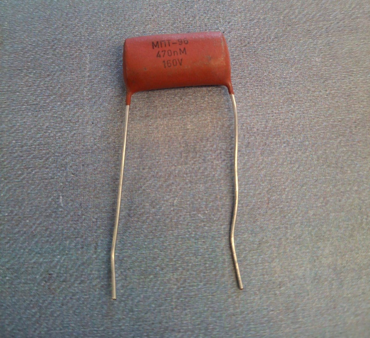 Kondensator 470nF 0.47uF 160V MPT-96 Folienkondensator