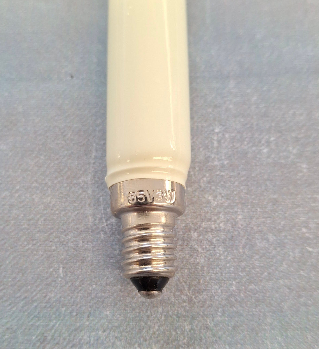 Normalschaftkerze 55 Volt 3 Watt E10 Fassung – Ersatzlampe für Weihnachtsbeleuchtung