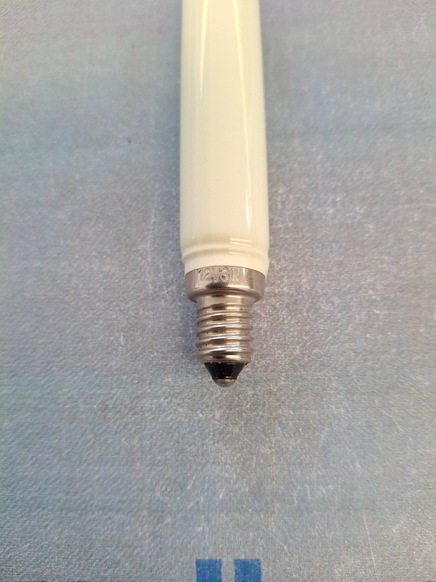 Normalschaftkerze 12 Volt 3 Watt E10 Fassung – Ersatzlampe für Weihnachtsbeleuchtung