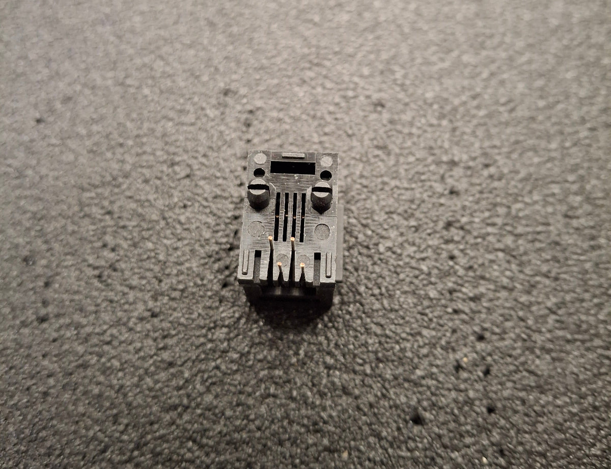 Modular-Einbaubuchse RJ10 – 4 Kontakte, 4 belegt schwarz
