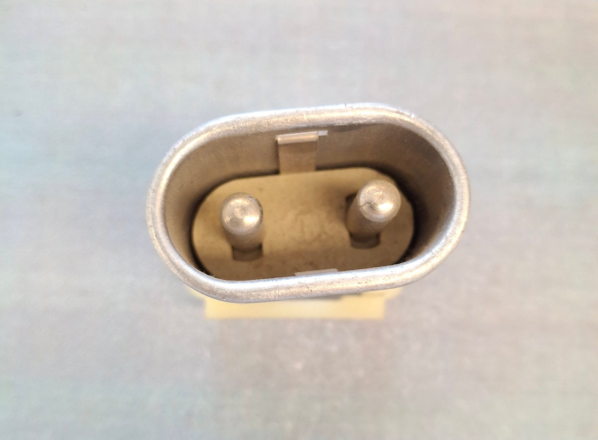 DDR Heissgeraetestecker Heissgeraetekupplung Einbau Stecker VEB Kabelwerk Nord Keramik Vorderansicht