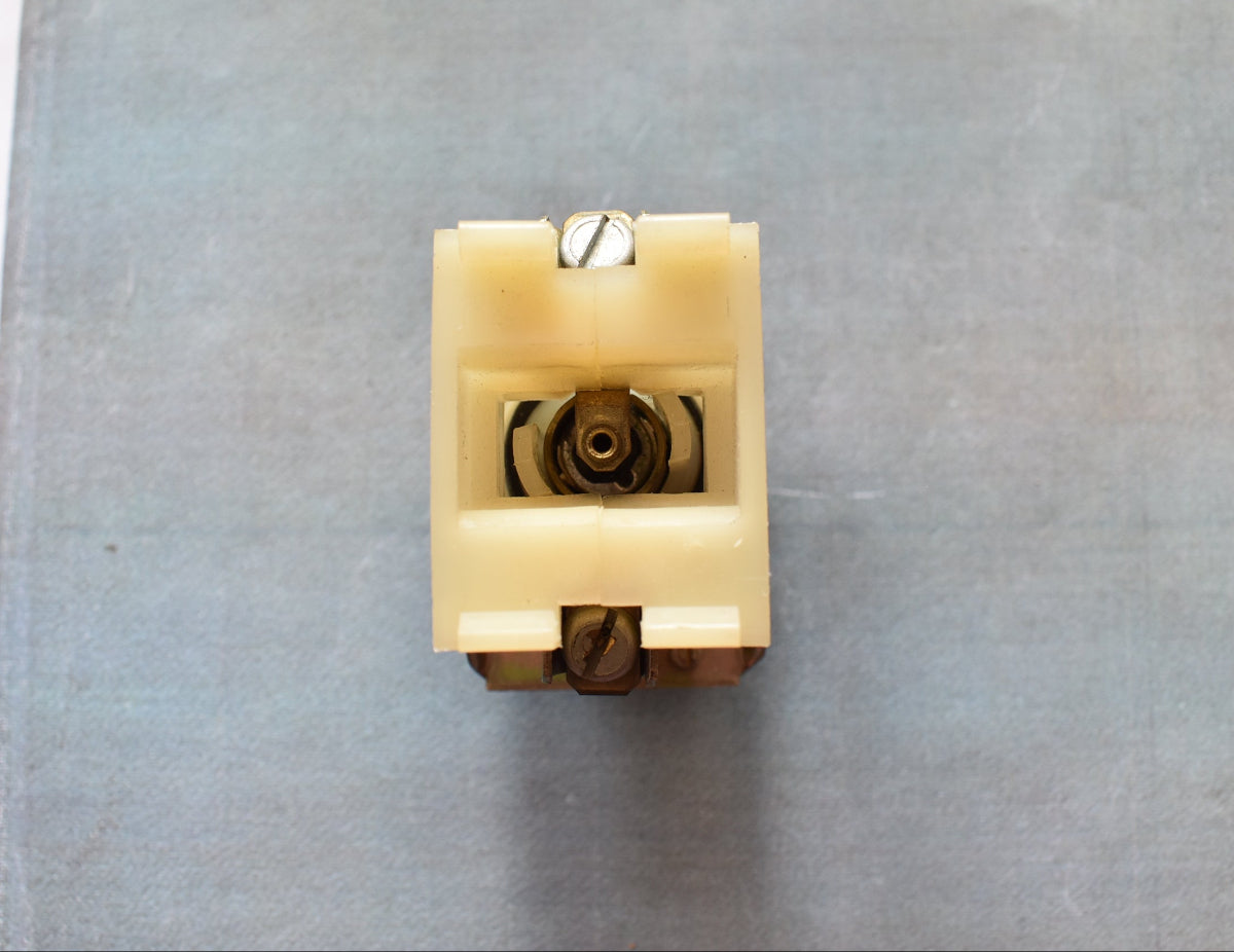 DDR ROBOTRON Leuchttastvorsatz Druckknopf gruen schwarz– TGL 33573 – System
