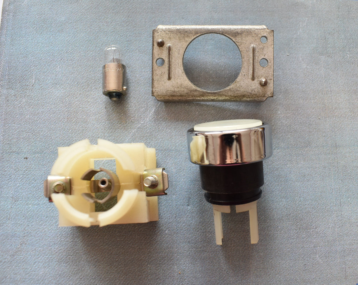 DDR ROBOTRON Leuchttastvorsatz Druckknopf weiss silber– TGL 33573 – System