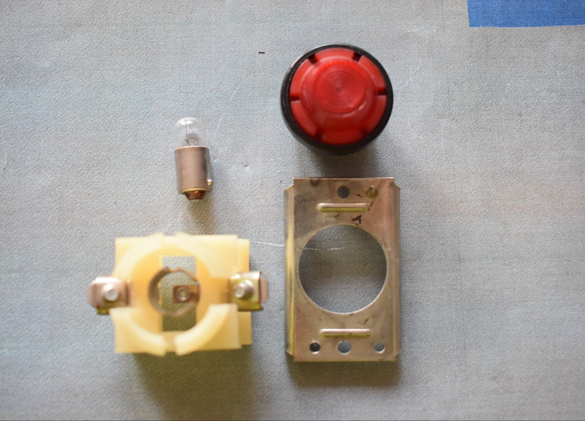 DDR ROBOTRON Leuchtvorsatz rot – TGL 33573 – System