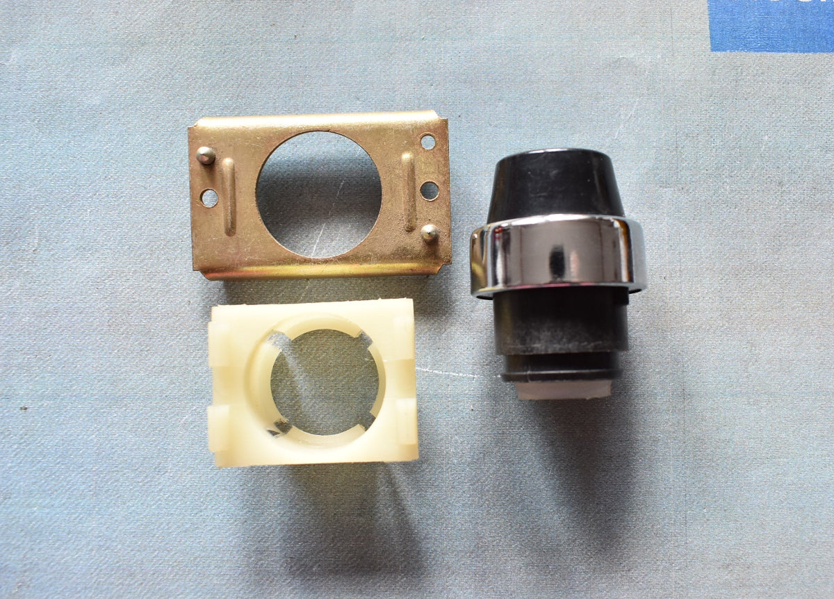 DDR ROBOTRON Tastvorsatz Druckknopf hoch schwarz silber  – TGL 33573 – System