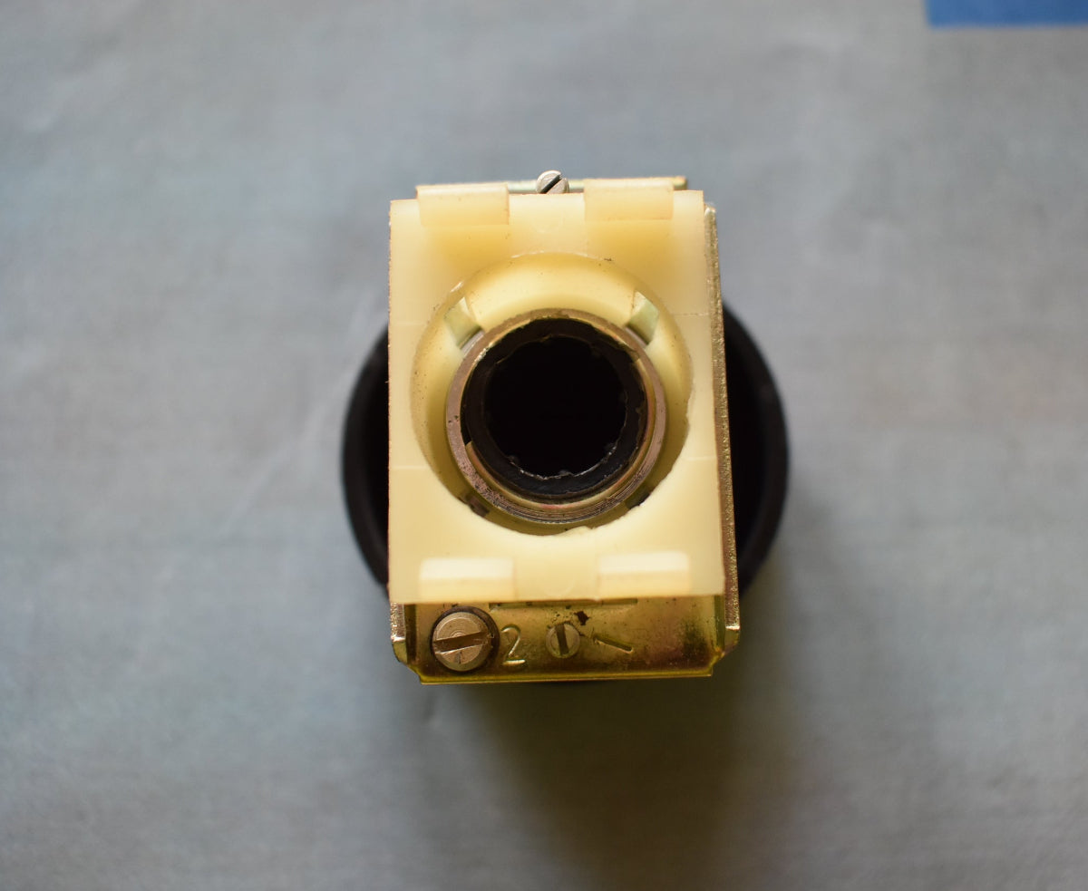 DDR ROBOTRON Tastvorsatz Druckknopf schwarz glänzend Pilzkopf – TGL 33573 – System