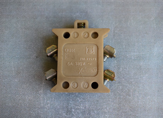 DDR Robotron Stoesseltaster B31 TGL 33573 6A 380V