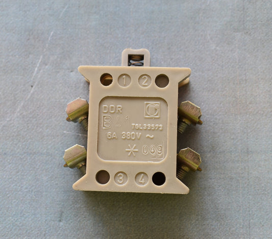 DDR Robotron Stoesseltaster B41 nach TGL 33573, 6 A 380 V, Befehlsgeraet 22,5 mm