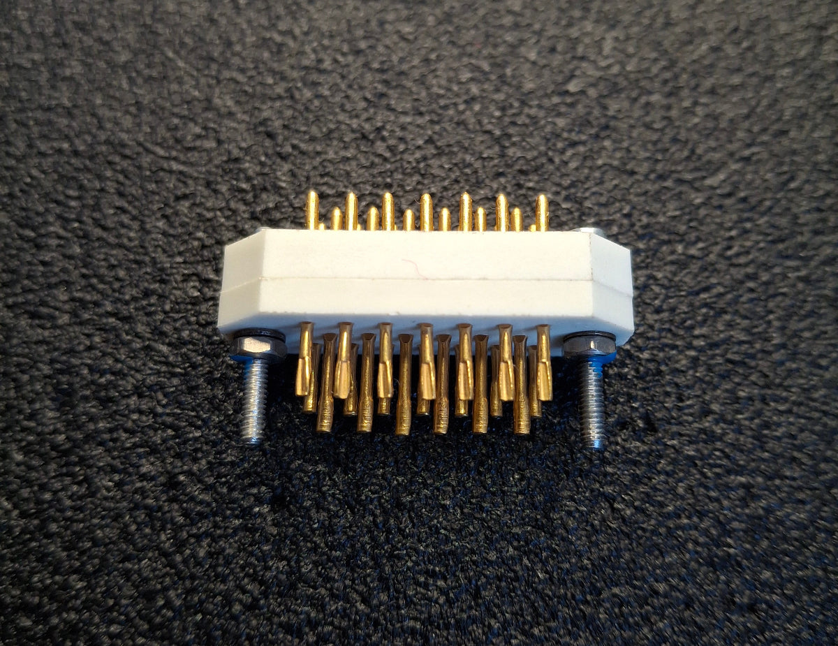 Daro20 Daro Stecker 20-polig – vergoldete Kontakte – DDR NOS RFT