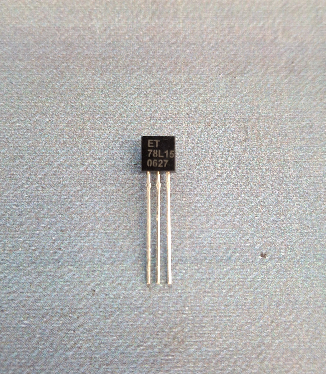 ET78L15 positiver Festspannungsregler 15 Volt 100 Milliampere im TO-92-Gehäuse von STEK