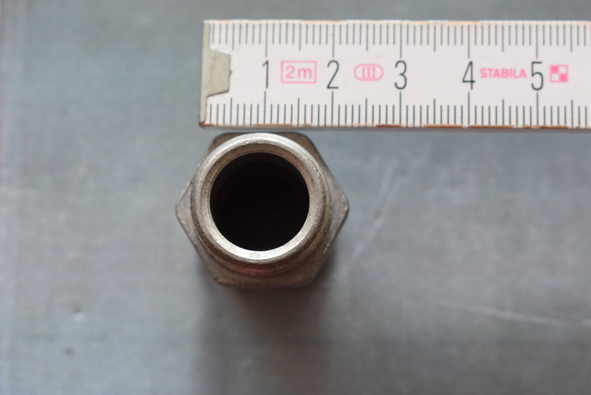 Kabelverschraubung PG 13,5 – Aluminium – für Abzweigdosen & Schalter – NOS