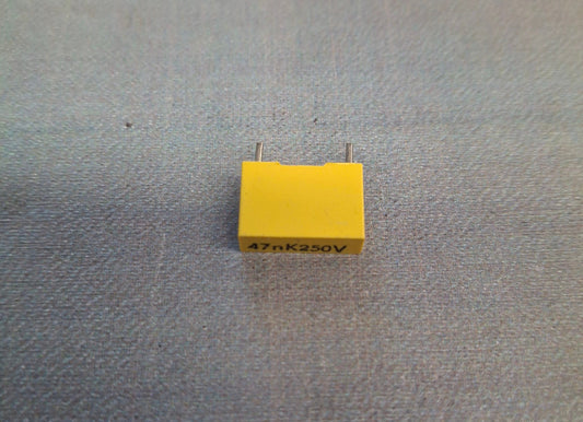 Kondensator 47nF 250V DDR Folienkondensator RFT