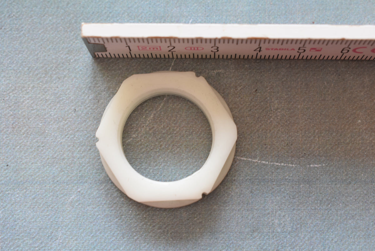 Kontermutter Mutter PG16 aus Bakelit Duroplast in weiss aus NOS Lagerware DDR