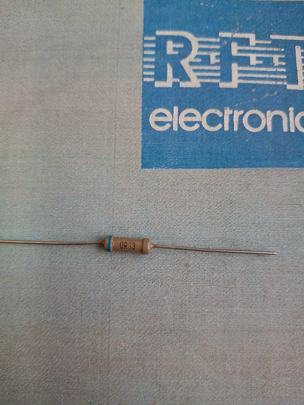 Metallschichtwiderstand RFT (DDR) – 0,33 Ω – 0,5 W – 10 %