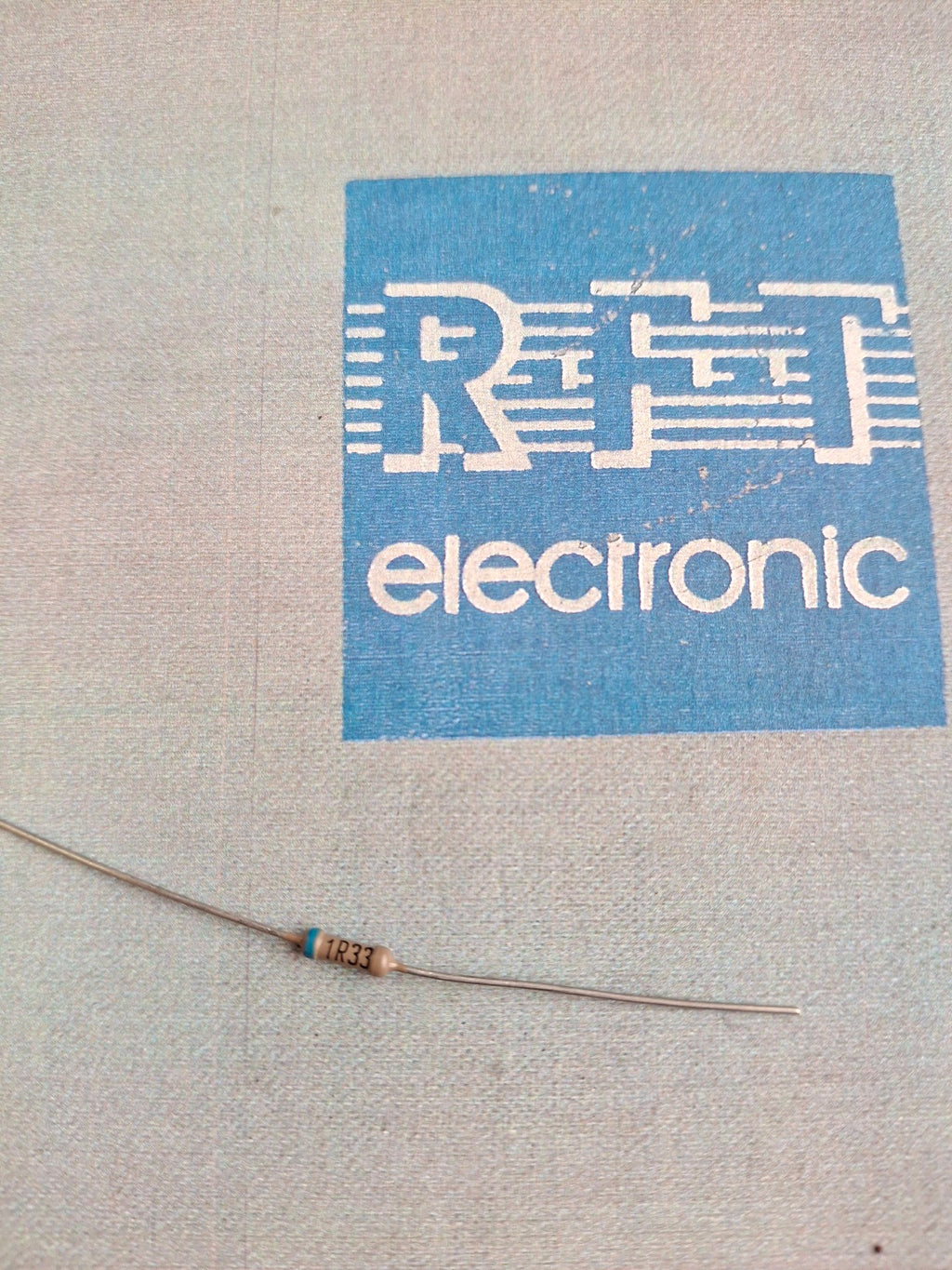 Metallschichtwiderstand RFT (DDR) – 1,33 Ω – 0,25 W – 2 %