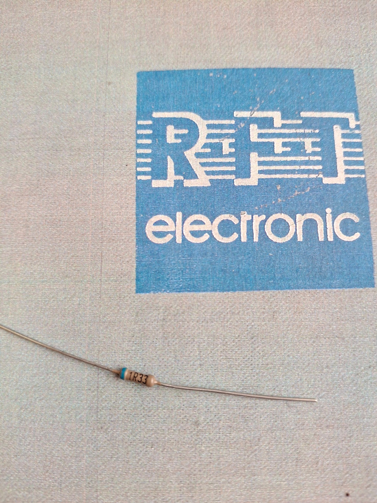 Metallschichtwiderstand RFT (DDR) – 1,33 Ω – 0,25 W – 2 %