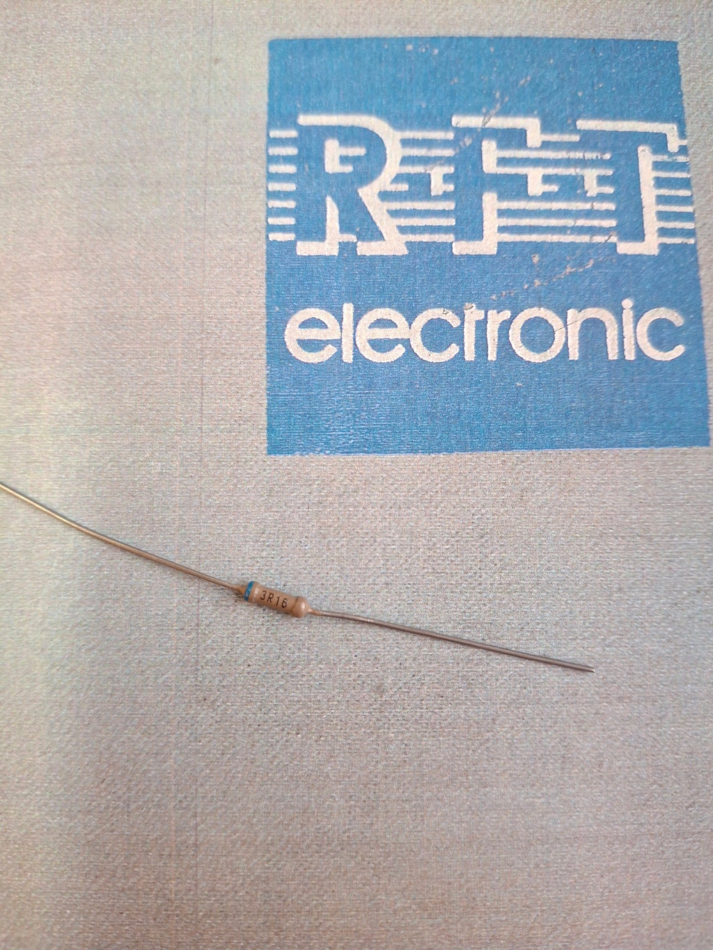 Metallschichtwiderstand RFT (DDR) – 3,16 Ohm – 0,25 W – 2 %