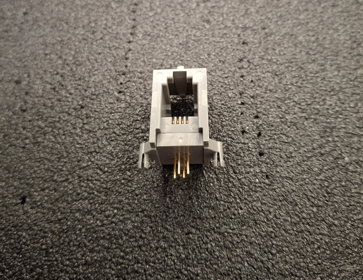 Modular-Einbaubuchse RJ10 – 4 Kontakte, 4 belegt schwarz