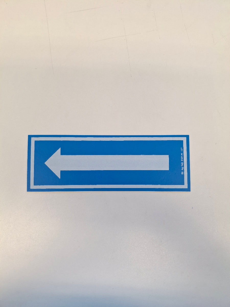 Original DDR Schild Pfeil Richtungspfeil Wegweiser Hinweisschild Signograph Vintage Industrieschild blau
