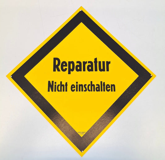 Original DDR Schild Reparatur Nicht einschalten Hinweisschild Signograph Vintage Industrieschild Gelb schwarz