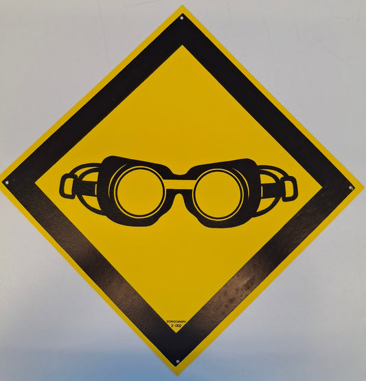 Original DDR Schild Schutzbrille Arbeitschutz Hinweisschild Signograph Vintage Industrieschild gelb schwarz