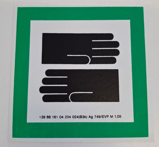 Original DDR Schild Schutzhandschuhe Arbeitschutz Hinweisschild Signograph Vintage Industrieschild