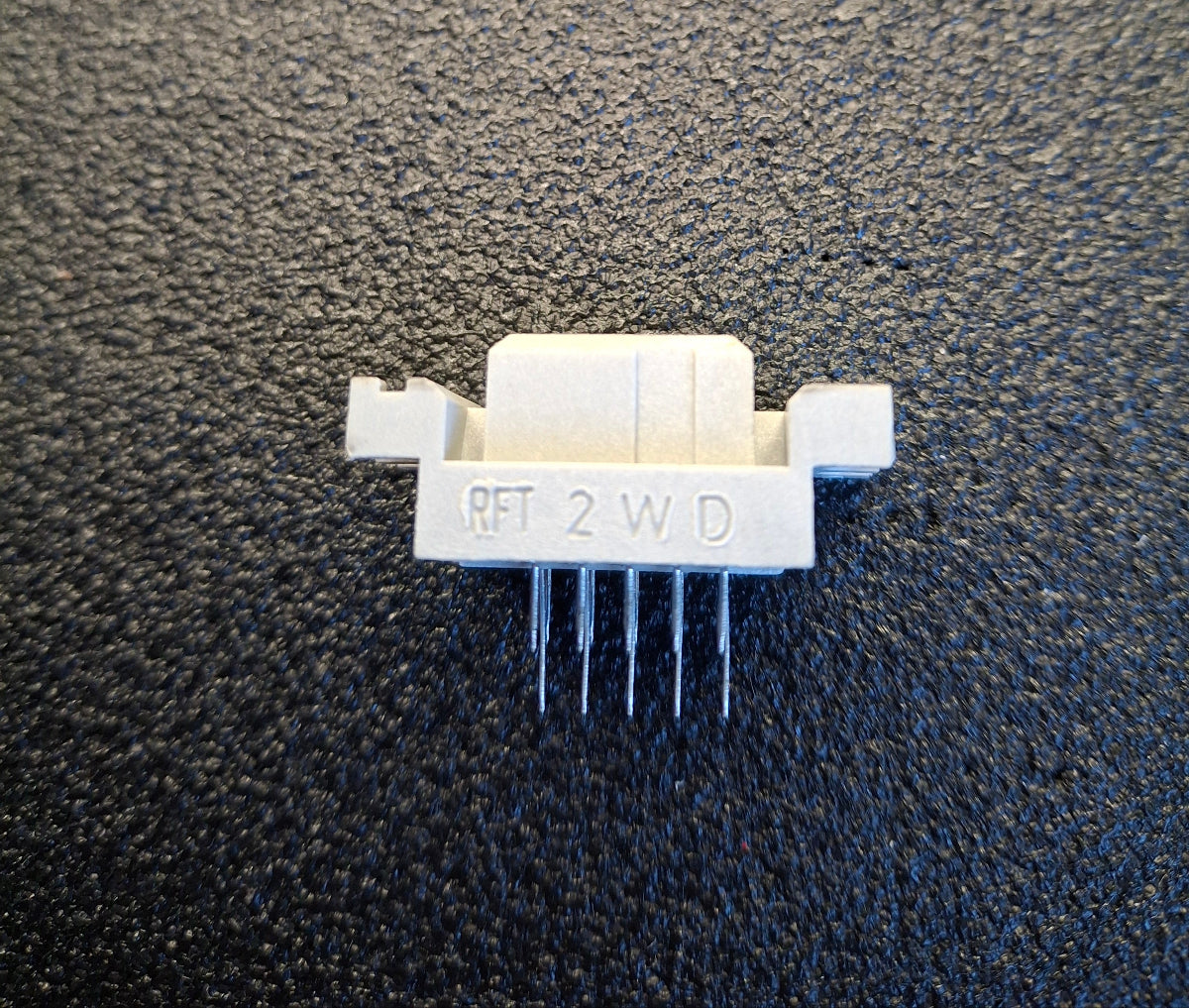 RFT EFS-Buchse 2WD  – 15-polig – EFS15 DDR NOS Robotron