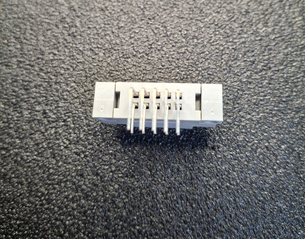 RFT EFS-Stecker 2x6M – 10-polig – gewinkelt – EFS10 DDR NOS Robotron