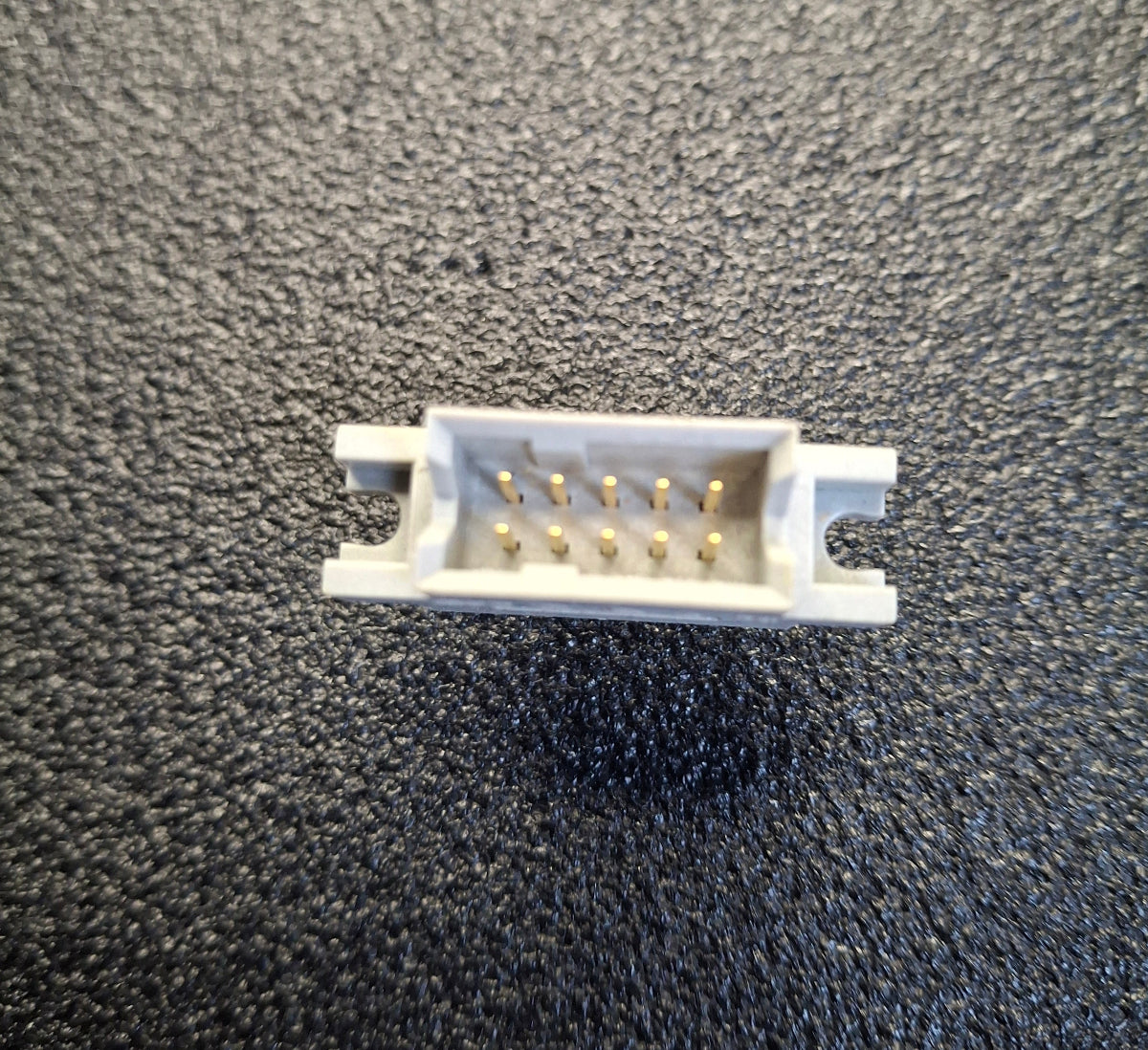 RFT EFS-Stecker 2A4M glatte Kontakte – 10-polig – EFS10 DDR NOS Robotron