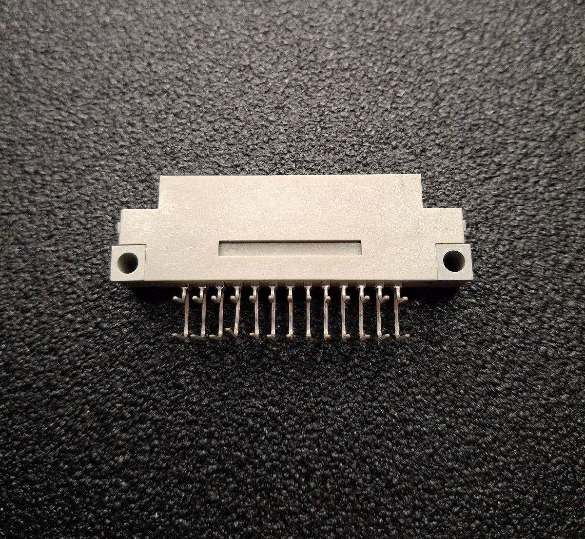 RFT EFS-Stecker 2U4  – 26-polig gewinkelt – EFS26 DDR NOS Robotron