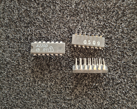 DDR RFT A220D Ton-ZF-Verstärker im DIP-14-Gehäuse (NOS)