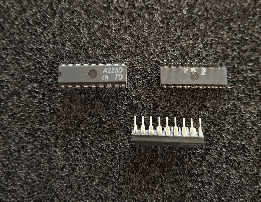 DDR RFT A225D FM-ZF-Verstärker mit Demodulator im DIP-14-Gehäuse (NOS)