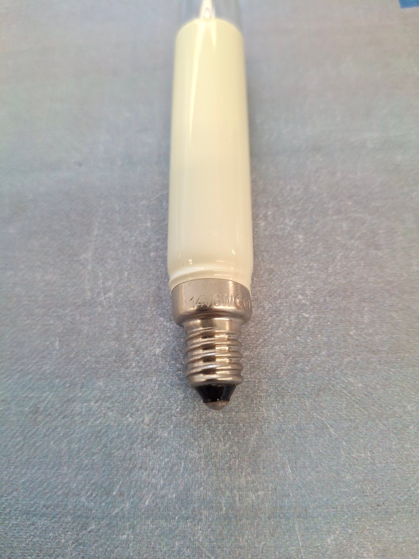 Normalschaftkerze  14 Volt 3 Watt E10 Fassung – Ersatzlampe für Weihnachtsbeleuchtung