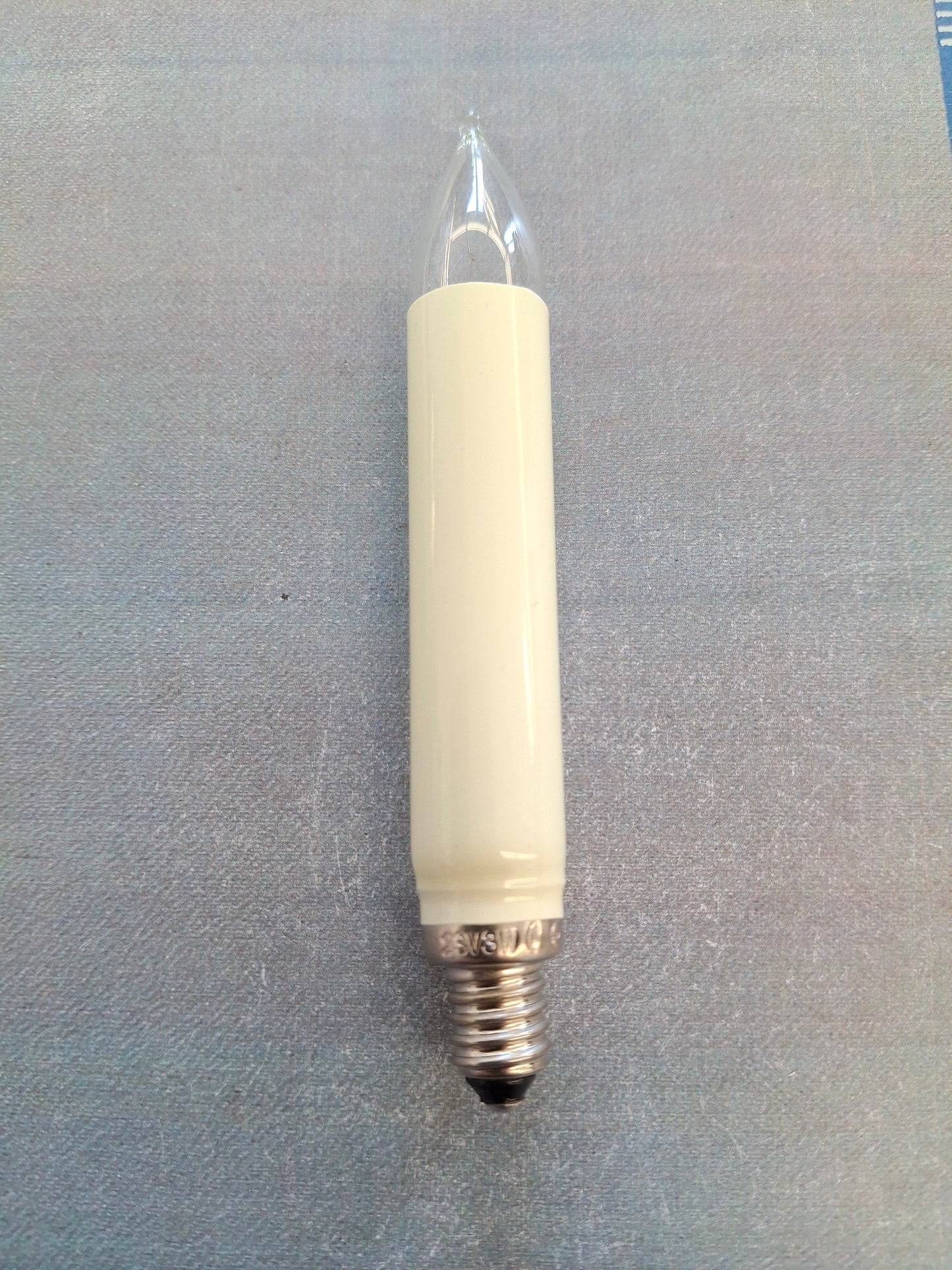 Normalschaftkerze  23 Volt 3 Watt E10 Fassung – Ersatzlampe für Weihnachtsbeleuchtung
