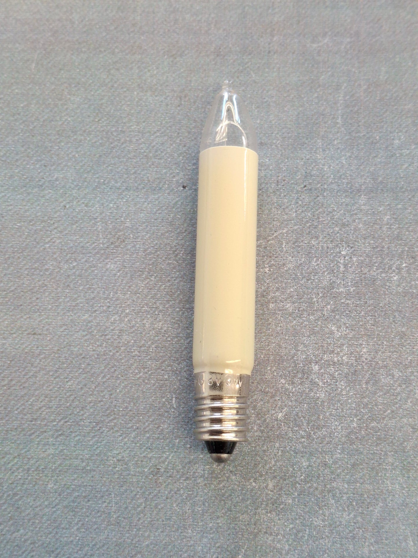 Kleinschaftschaftkerze  8 Volt  3 Watt E10 Fassung – Ersatzlampe für Weihnachtsbeleuchtung