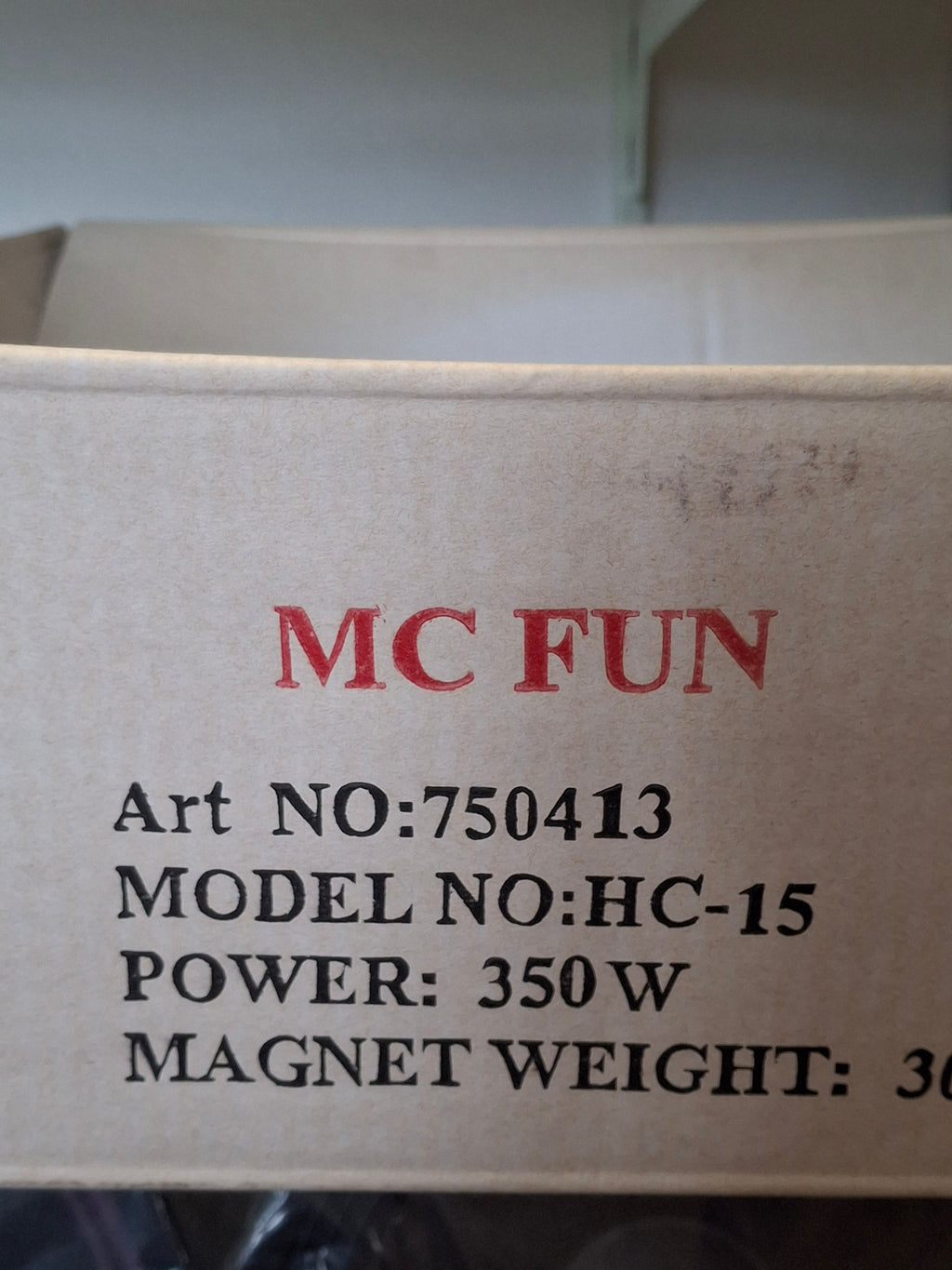 McFun Car-Series Subwoofer (Modell 750-413) 15" Ausstellungsstück Farbe verblasst